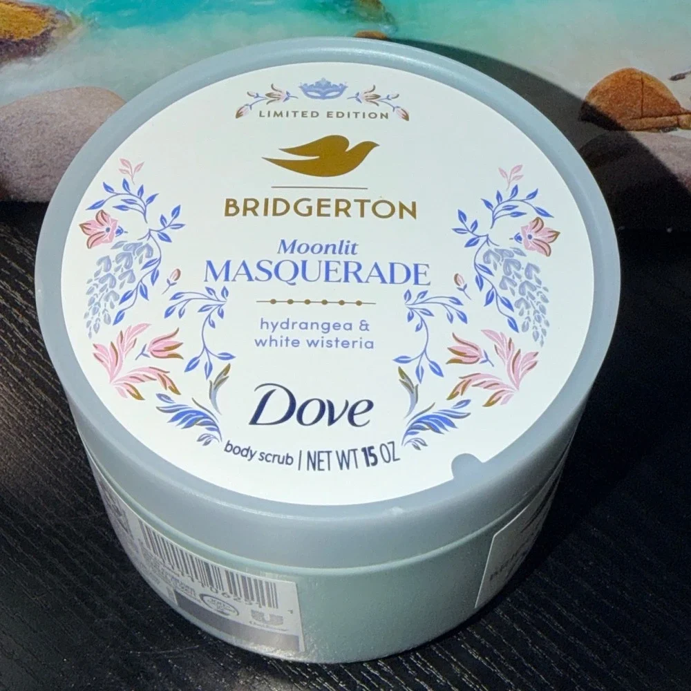 Dove Bridgerton Moonlit Masquerade Body Scrub Hydrangea White Wisteria 15oz NEW